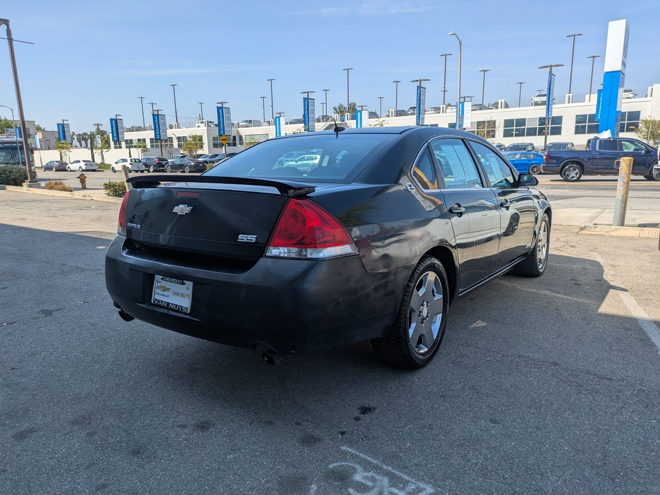 Used 2008 Chevrolet Impala SS w/ Convenience Package image 2