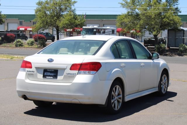Used 2014 Subaru Legacy 2.5i Premium AWD/4WD image 5