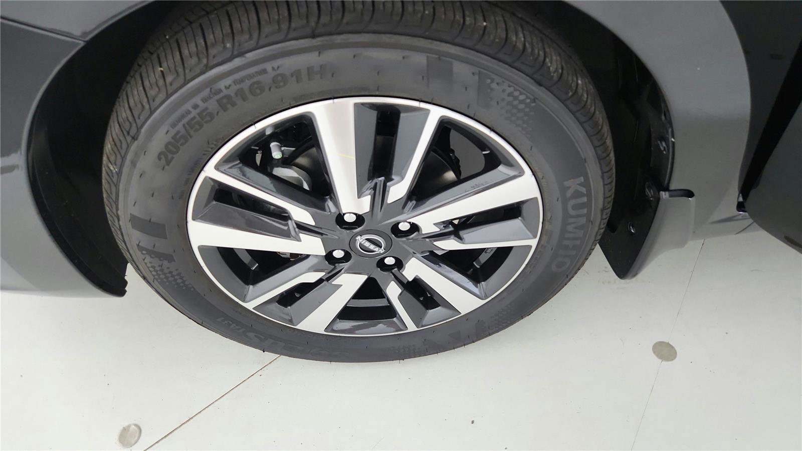 New 2025 Nissan Versa S w/ S Plus Package image 32