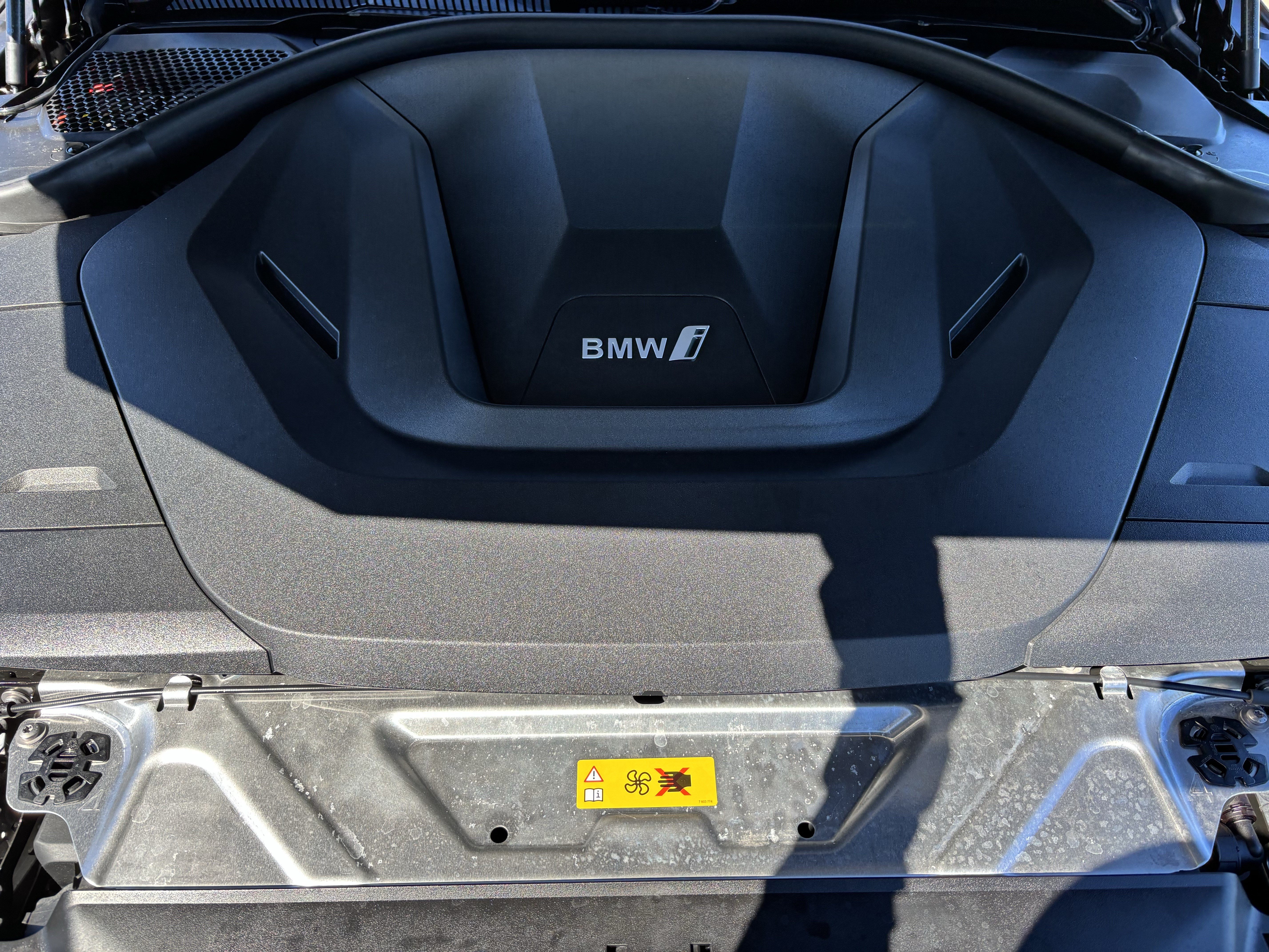 Certified 2024 BMW i4 eDrive40 w/ M Sport Package RWD image 36