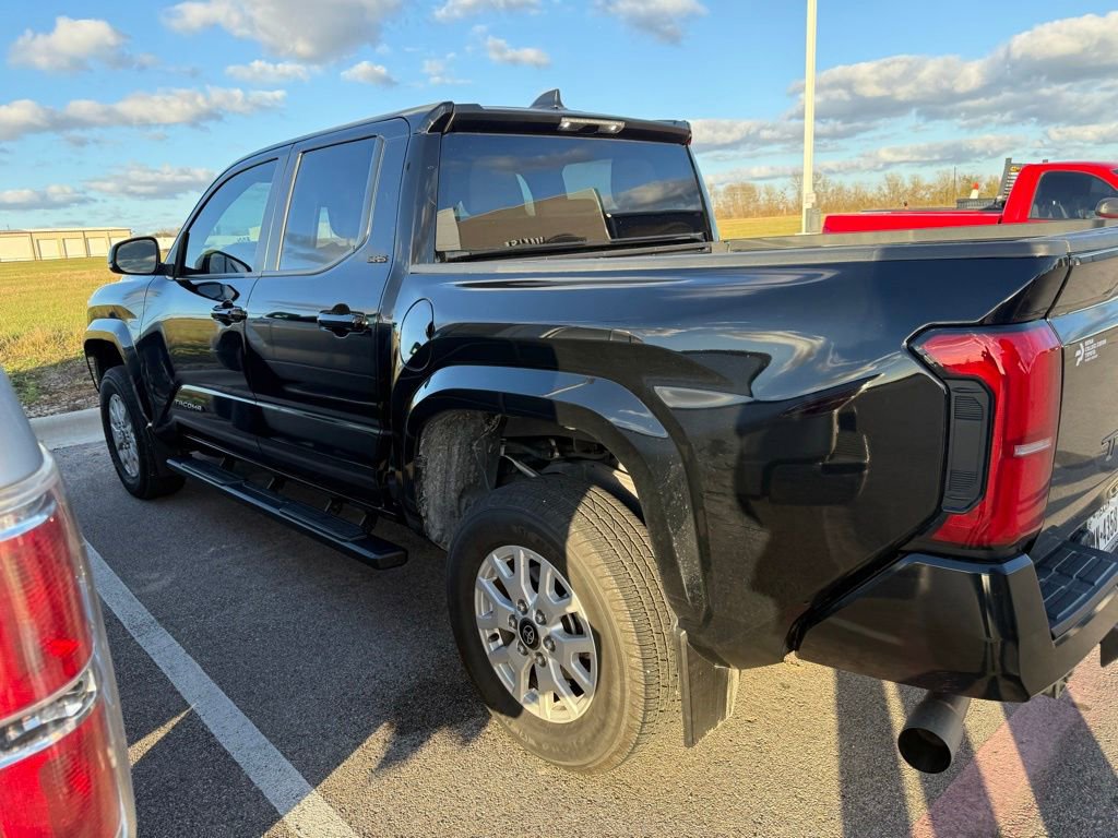 Used 2024 Toyota Tacoma SR5 image 11