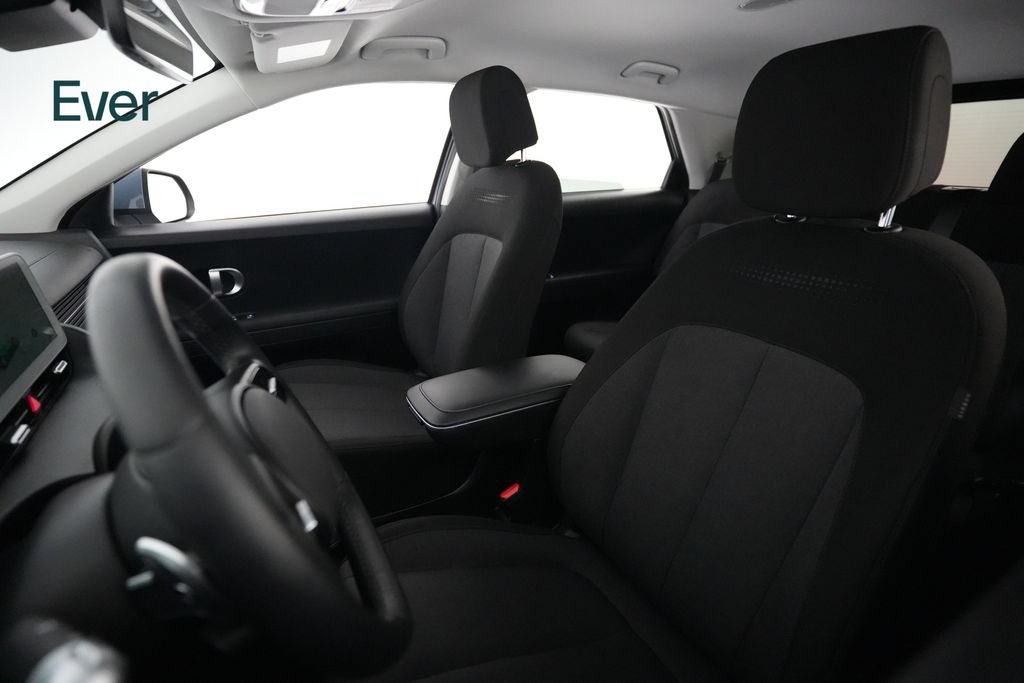 Used 2024 Hyundai Ioniq 5 SEL RWD image 4