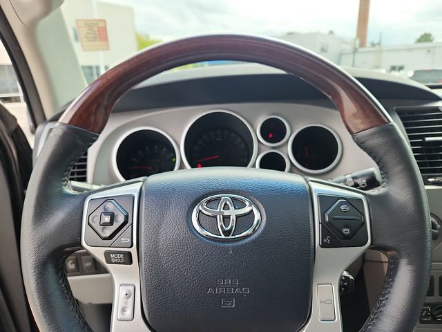 Used 2014 Toyota Sequoia Platinum AWD/4WD image 19