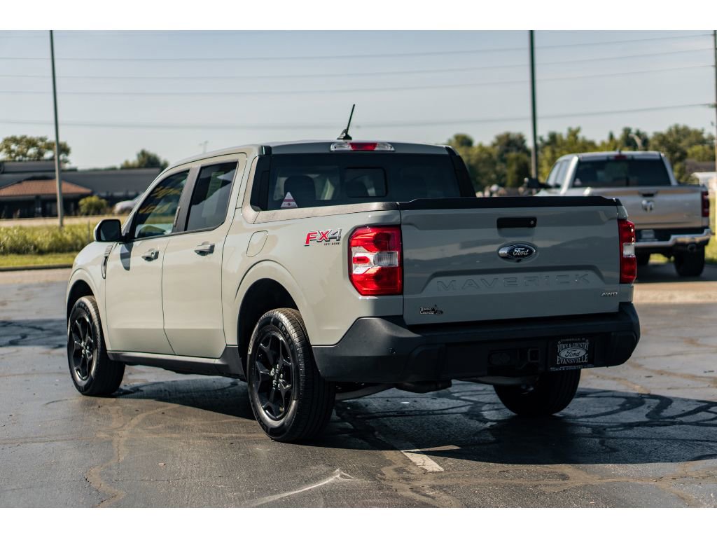 Used 2023 Ford Maverick Lariat w/ Lariat Luxury Package image 3