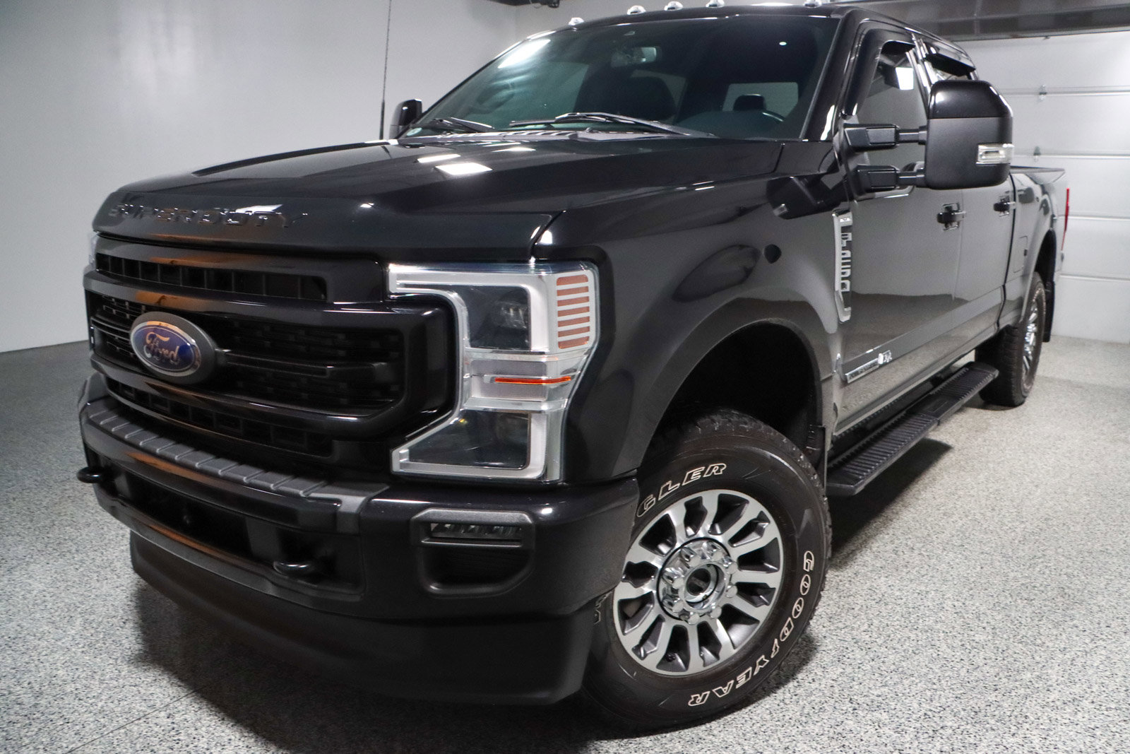 Used 2022 Ford F250 Lariat w/ Lariat Ultimate Package image 33