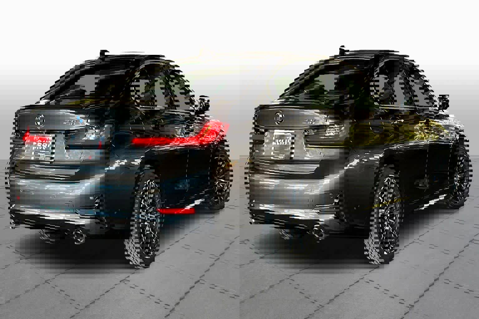 Used 2019 BMW 330i Sedan w/ Convenience Package image 12