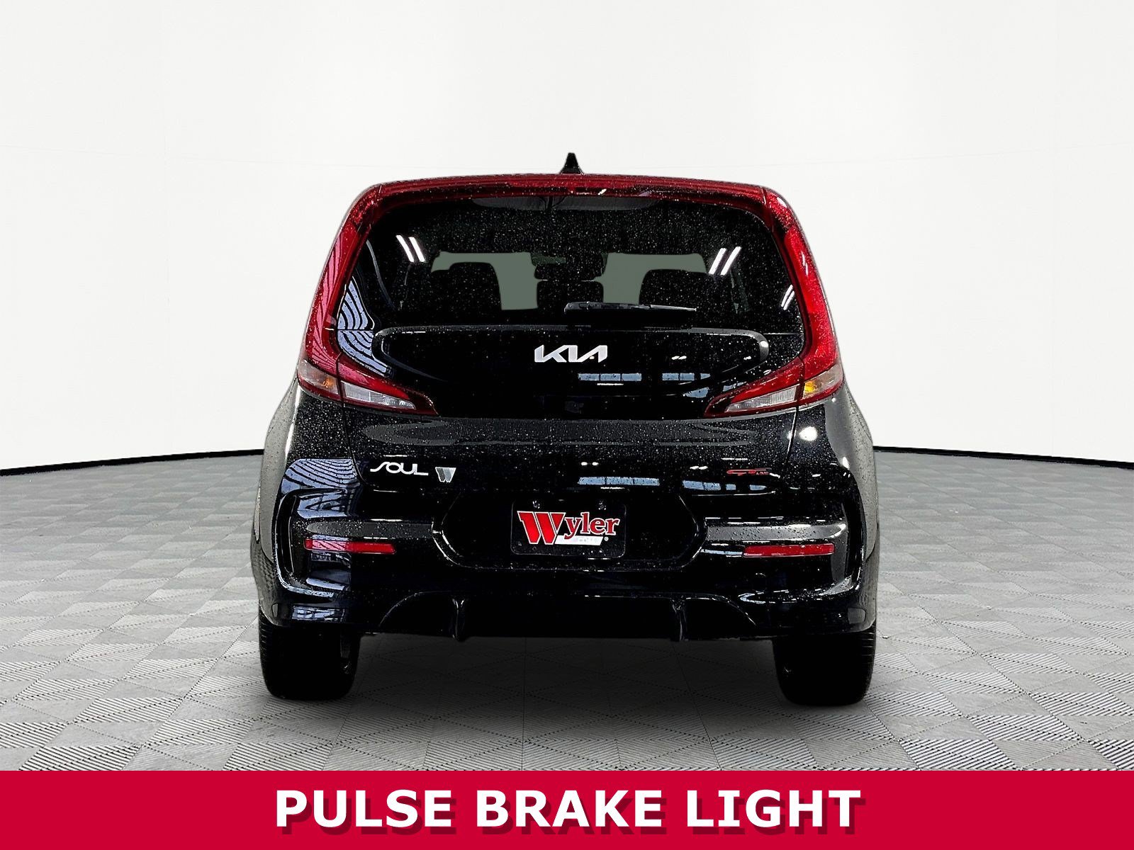 Certified 2022 Kia Soul GT-Line FWD image 5