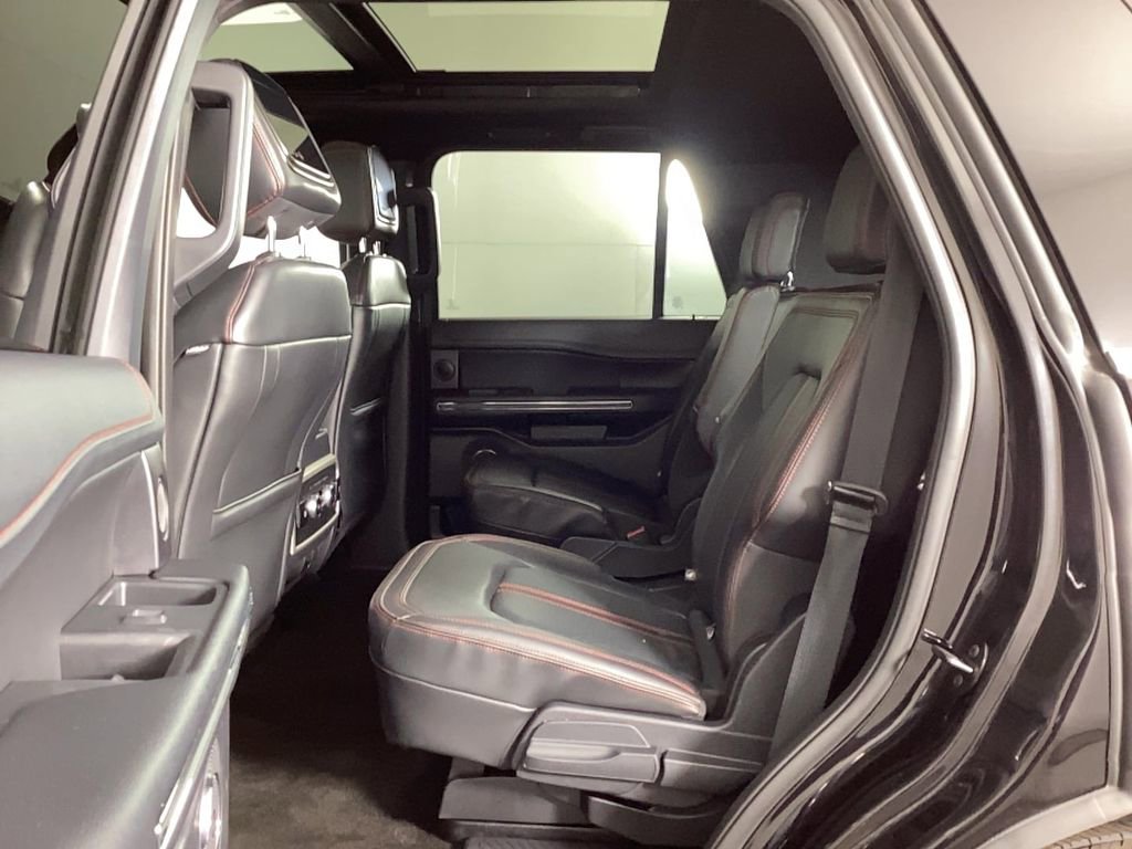 Used 2022 Ford Expedition Limited image 15
