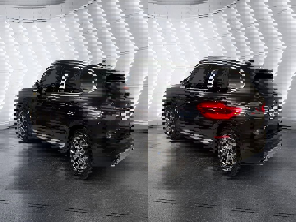 Used 2020 BMW X3 sDrive30i w/ Driving Assistance Package image 6