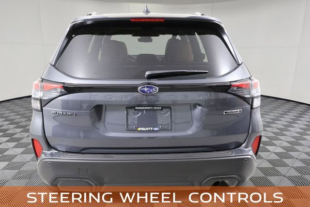 Used 2025 Subaru Forester Touring AWD/4WD image 8