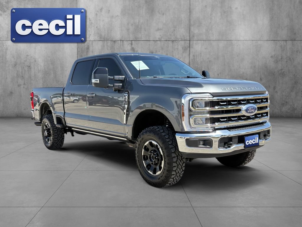 Used 2026 Ford F250 Lariat w/ Tremor Off-Road Package AWD/4WD image 3