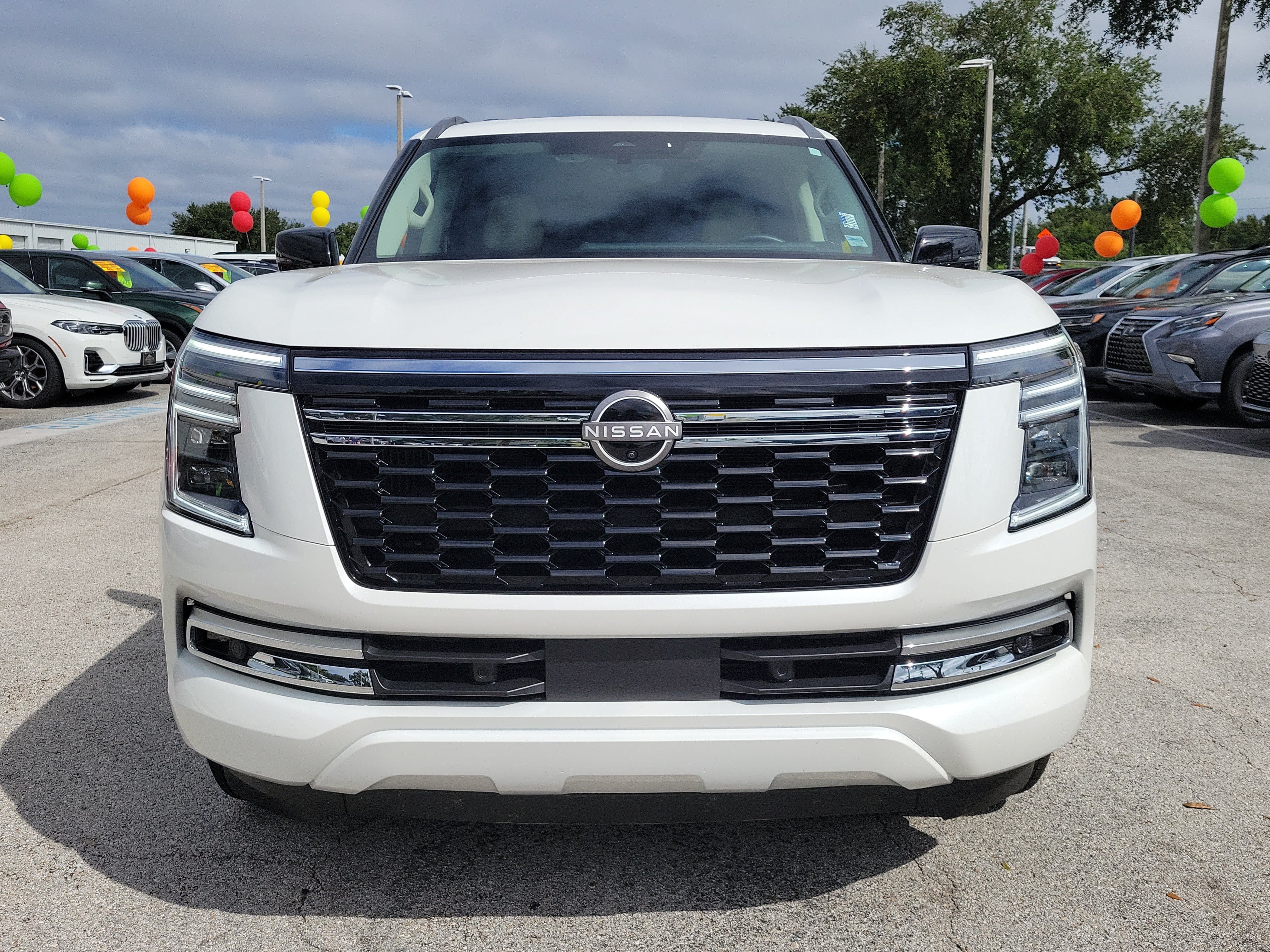 Used 2026 Nissan Armada Platinum w/ Convenience Package RWD image 2