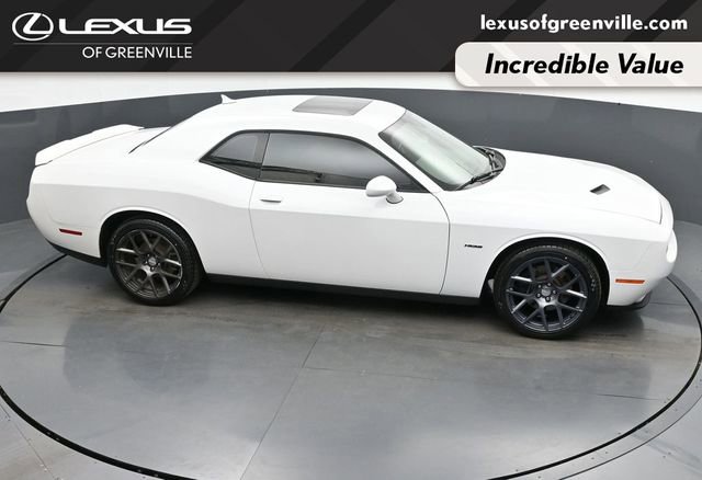 Used 2016 Dodge Challenger R/T Plus image 40