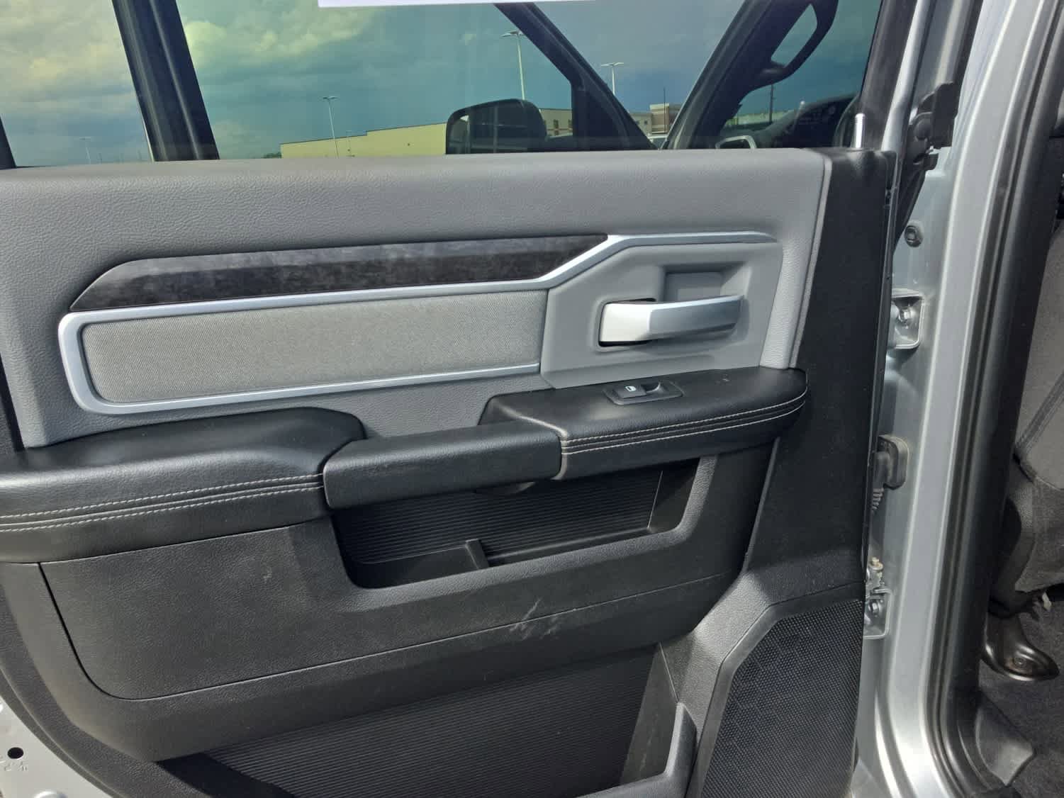 Used 2022 RAM 2500 Big Horn AWD/4WD image 35