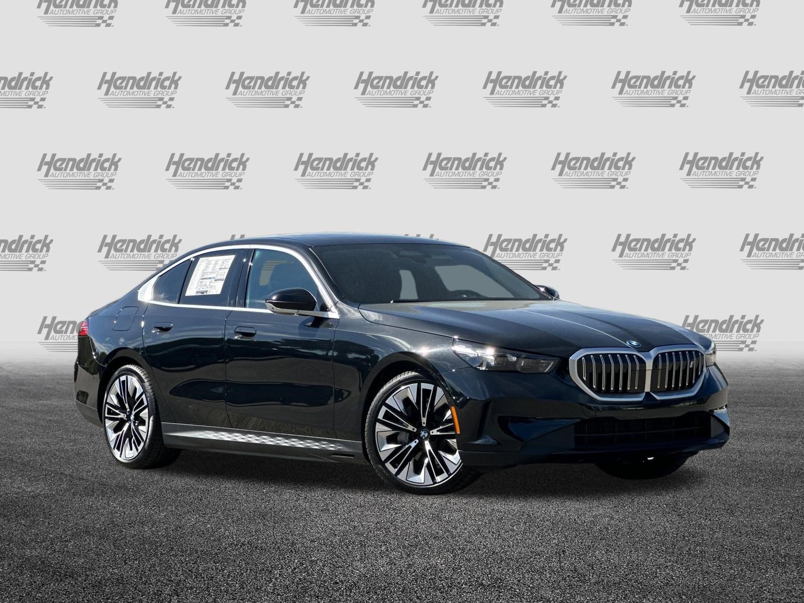 New 2026 BMW i5 eDrive40 image 2