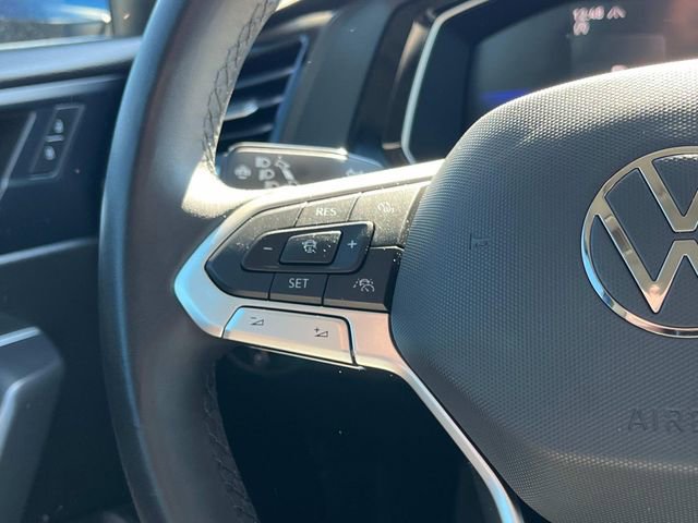 Used 2024 Volkswagen Jetta SE image 16