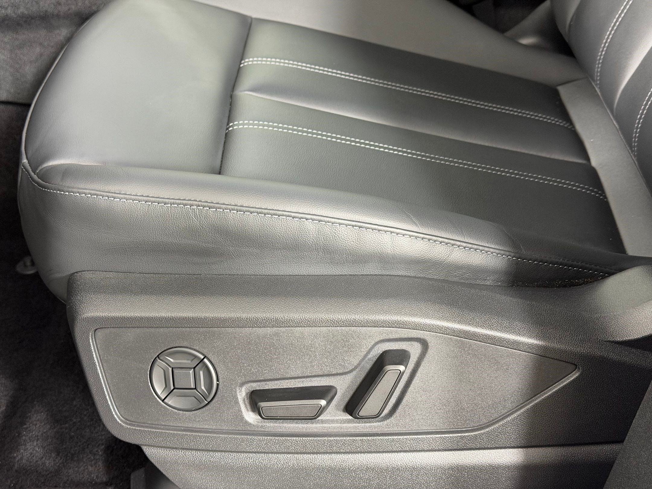 New 2026 Audi Q5 Premium AWD/4WD image 14