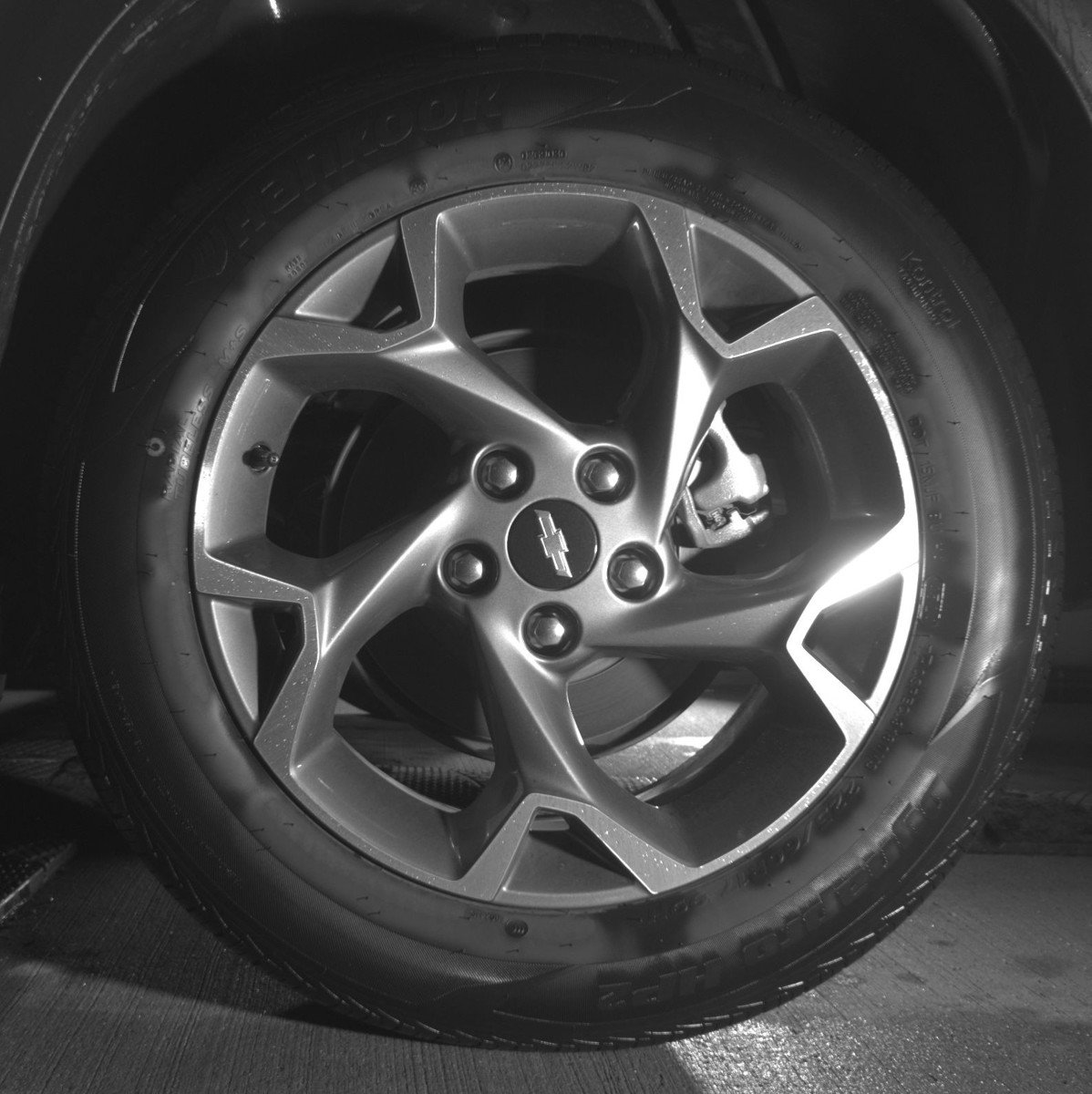 Used 2025 Chevrolet Trax LT FWD image 14