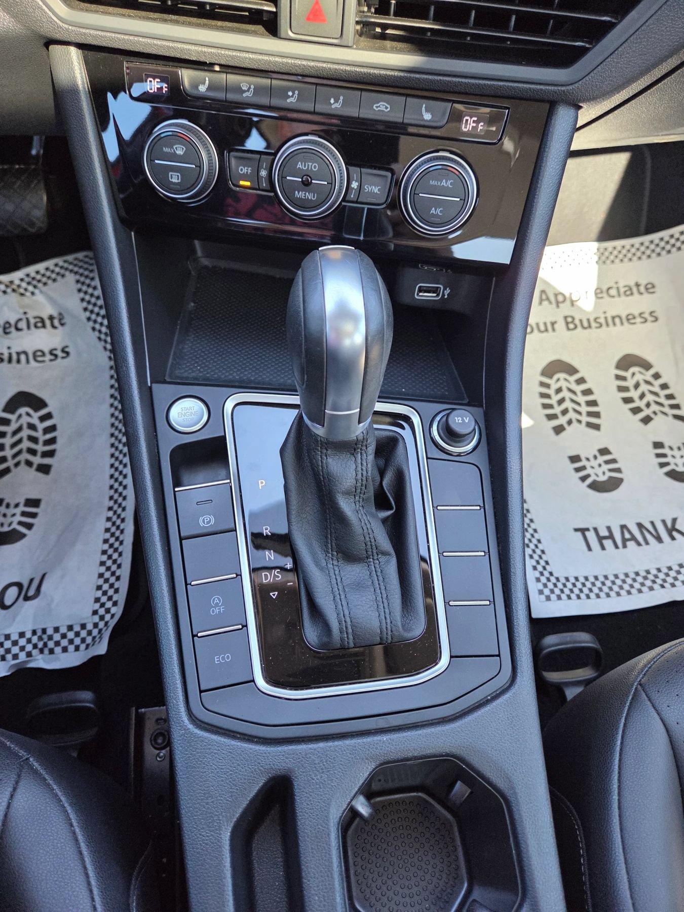 Used 2019 Volkswagen Jetta SE FWD image 28