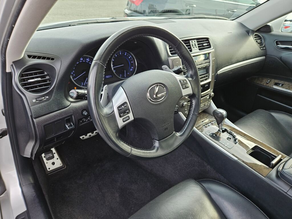 Used 2011 Lexus IS 250 w/ Premium Pkg Value Edition image 15