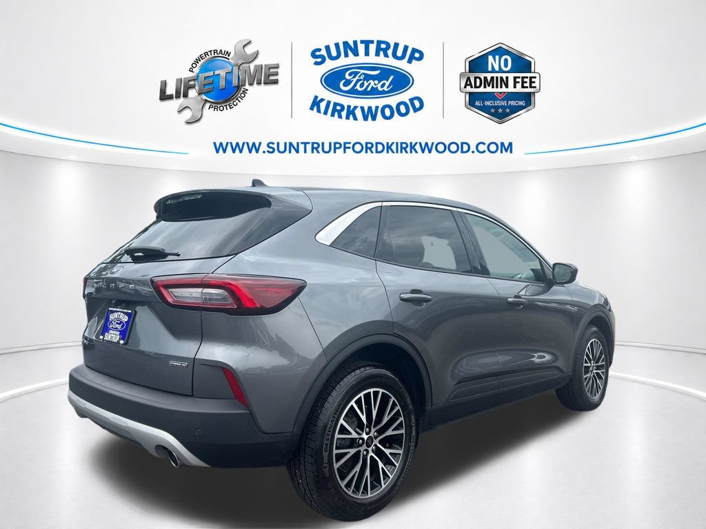 Used 2023 Ford Escape Active w/ Tech Pack #1 AWD/4WD image 6