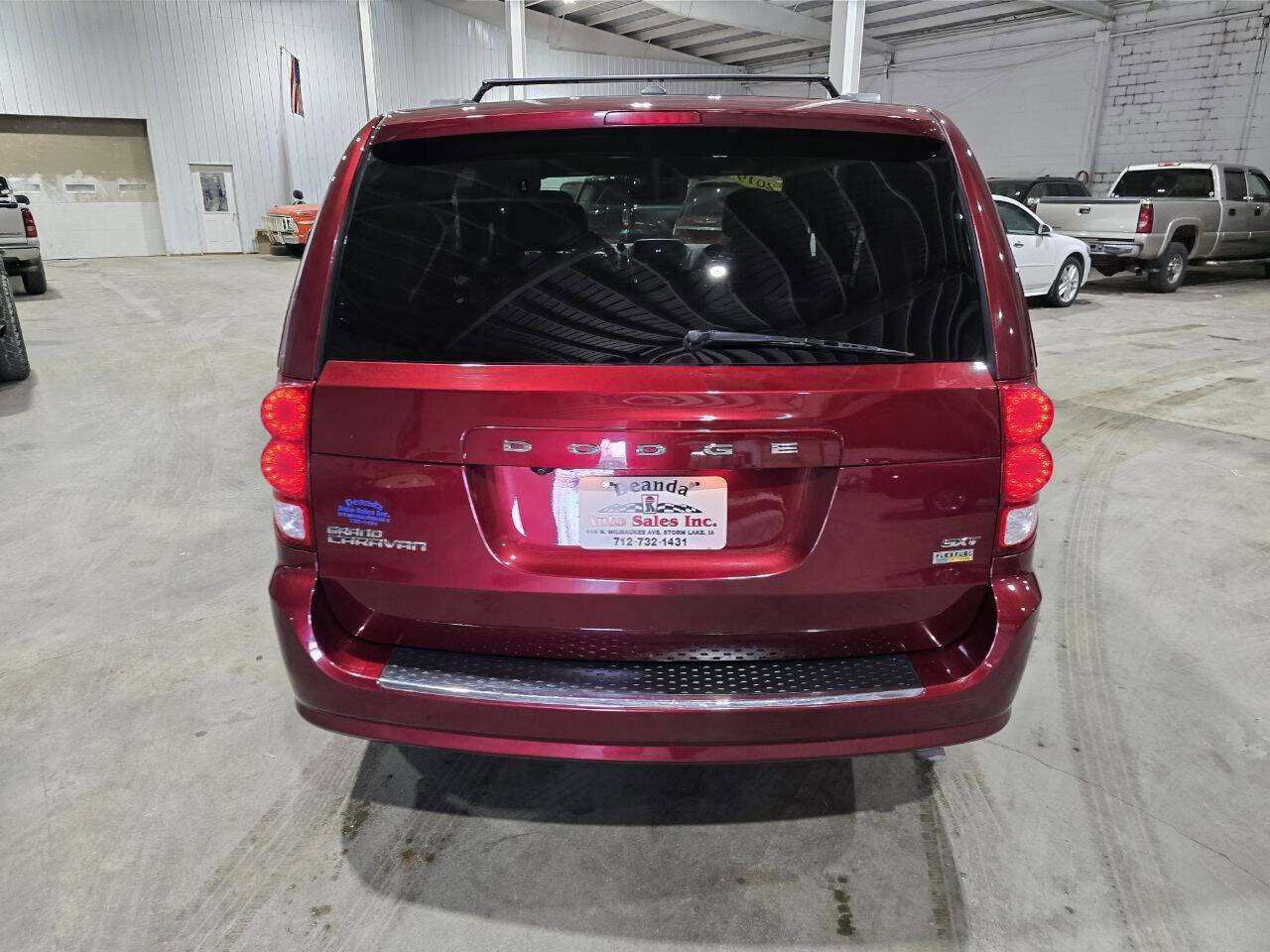 Used 2019 Dodge Grand Caravan SXT image 10