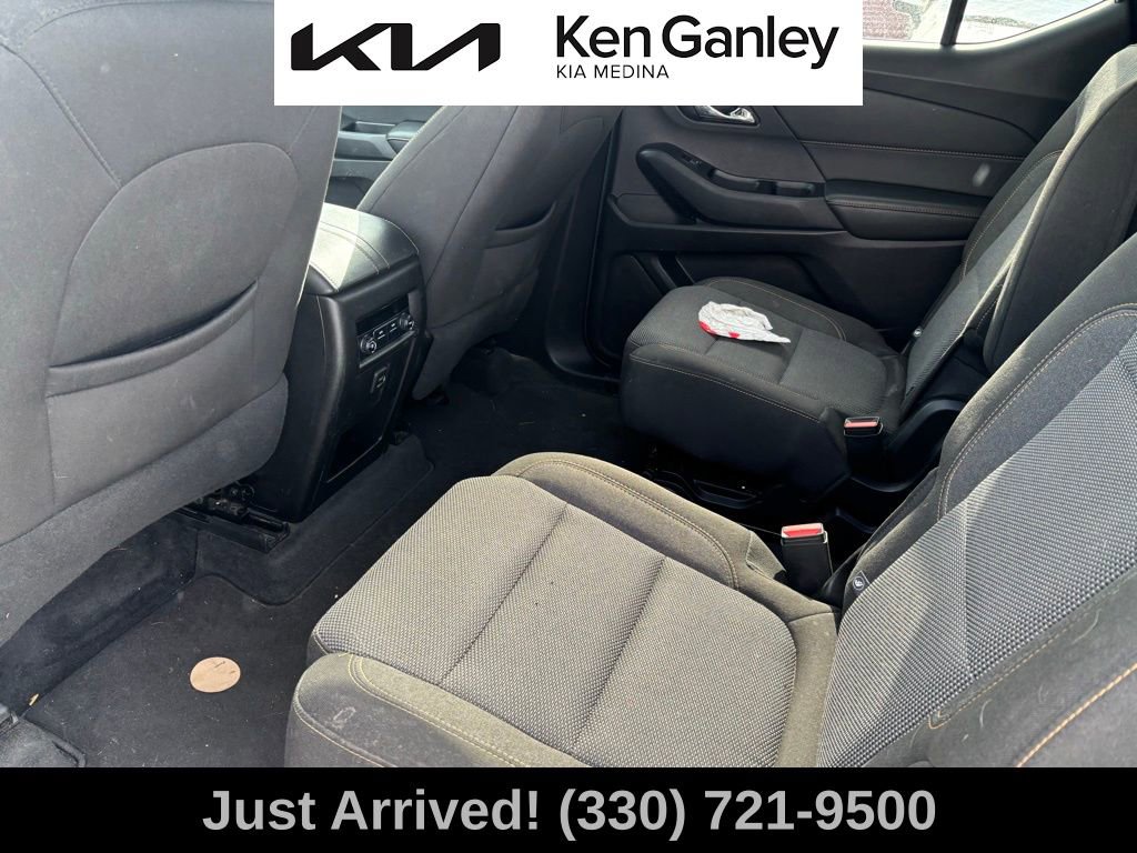 Used 2019 Chevrolet Traverse LT image 11