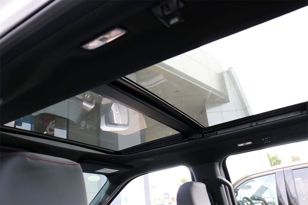 New 2025 Ford F150 Lariat w/ Equipment Group 502A High image 27