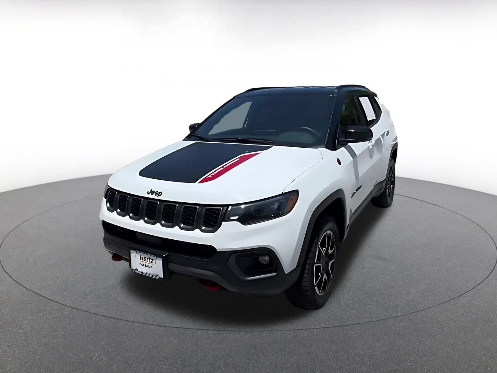 Used 2025 Jeep Compass Trailhawk AWD/4WD image 15