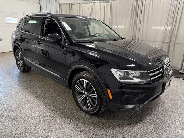 Used 2018 Volkswagen Tiguan SEL AWD/4WD image 3