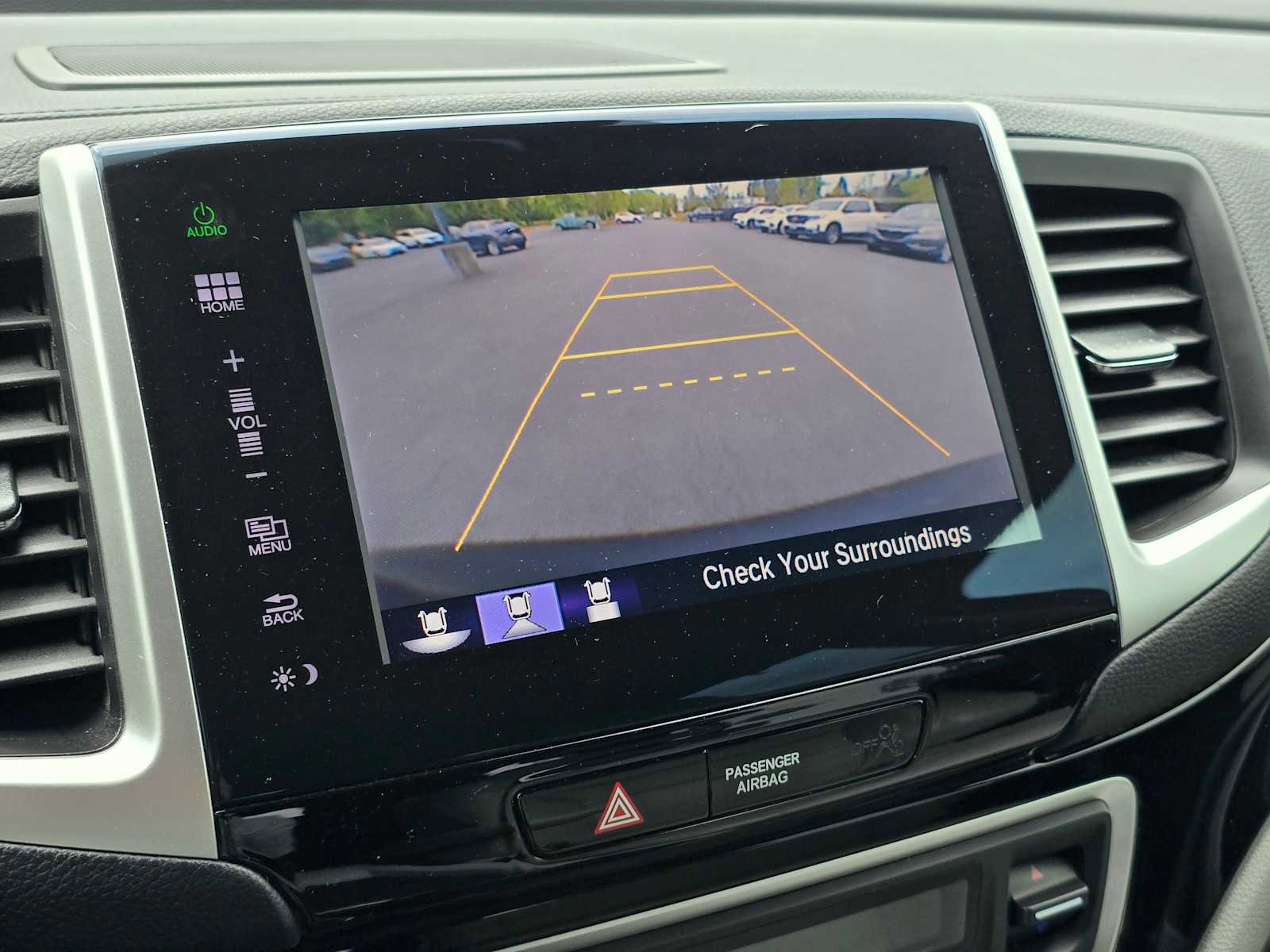 Used 2016 Honda Pilot Touring image 38