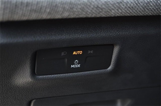 New 2025 Volkswagen Tiguan S image 10