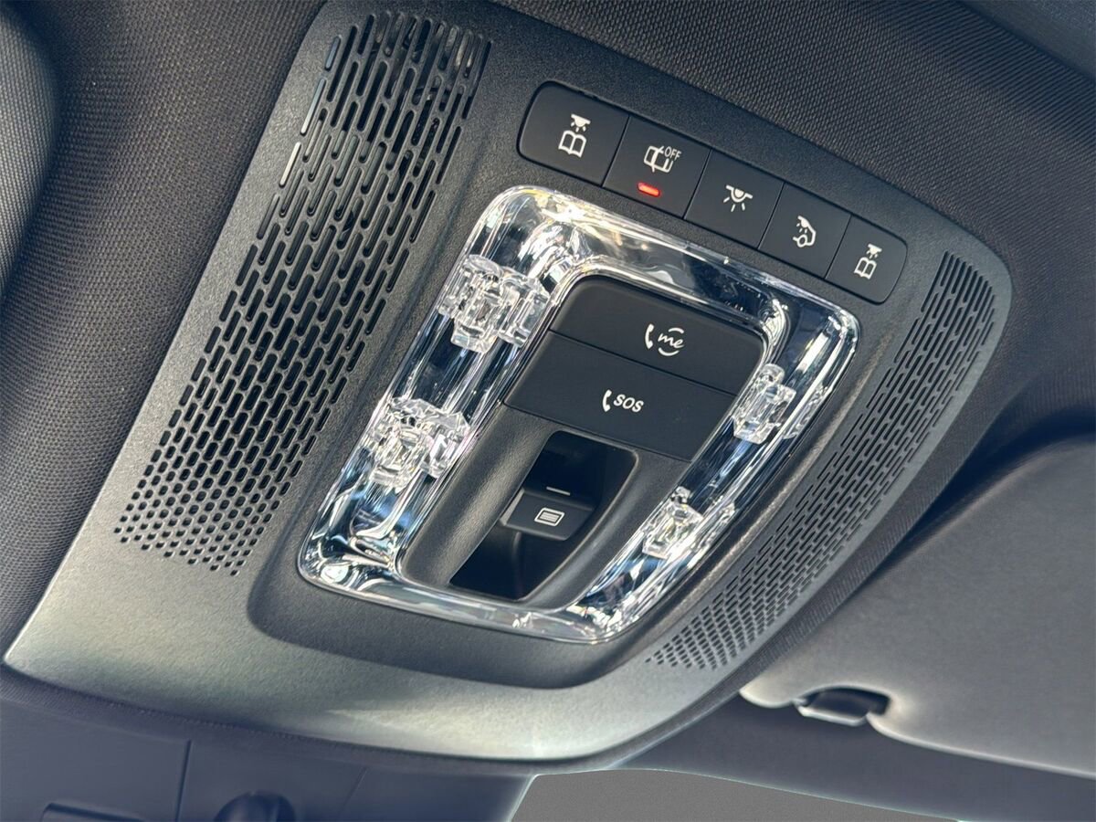 New 2026 Mercedes-Benz GLB 250 image 19