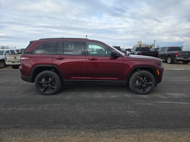 New 2026 Jeep Grand Cherokee Limited w/ Limited Altitude Package