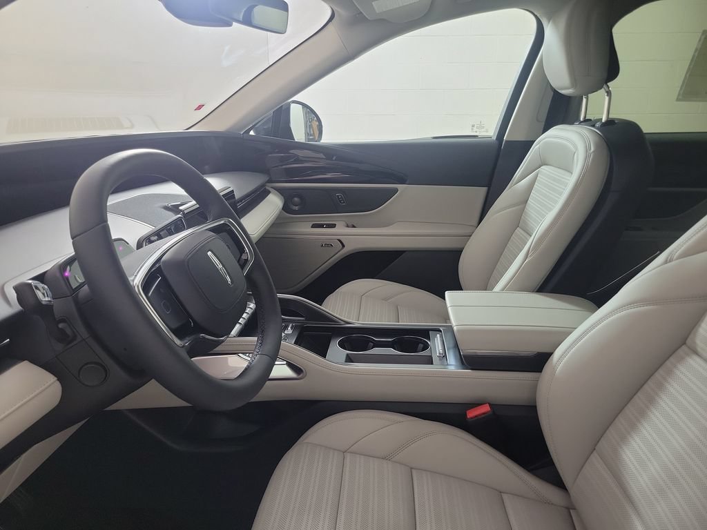 New 2026 Lincoln Nautilus Reserve AWD/4WD image 17