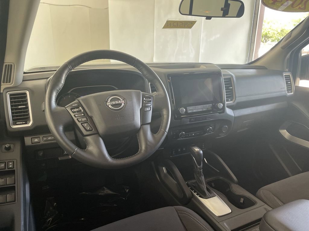 Certified 2024 Nissan Frontier SV w/ SV Convenience Package image 17