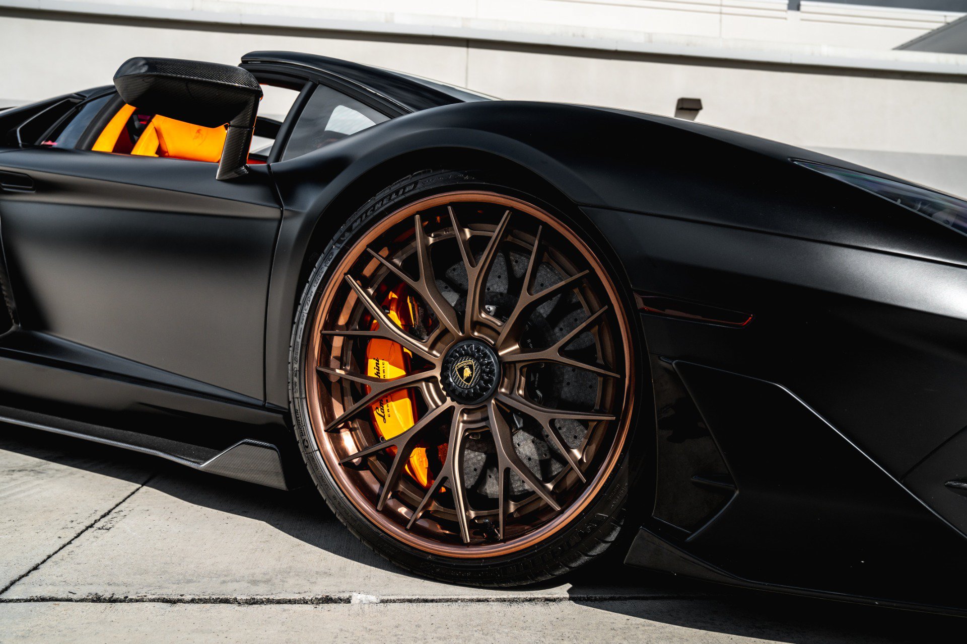 Used 2020 Lamborghini Aventador SVJ AWD/4WD image 6