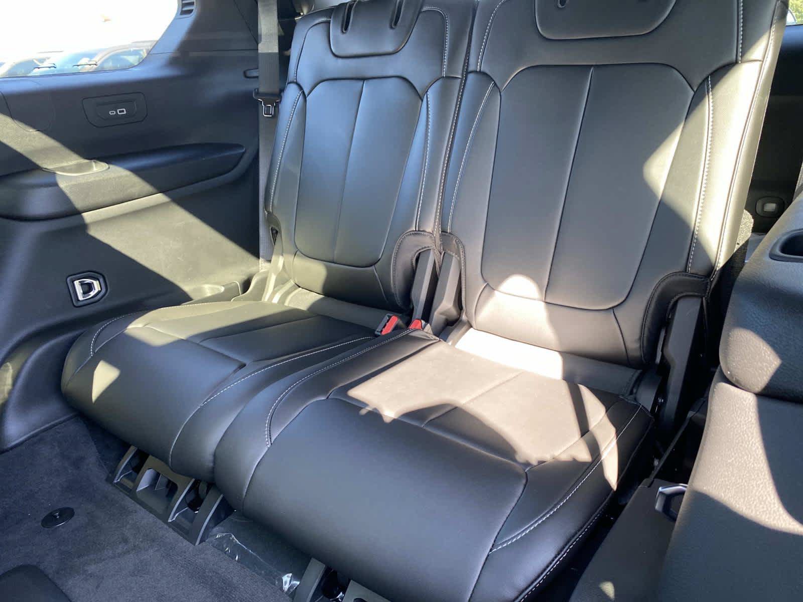 New 2027 Jeep Grand Cherokee L Limited AWD/4WD image 8