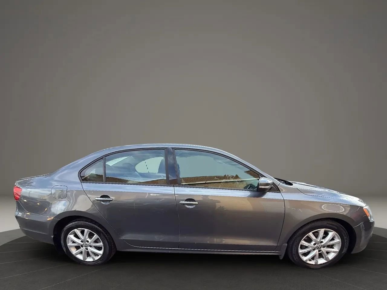 Used 2012 Volkswagen Jetta SE image 4