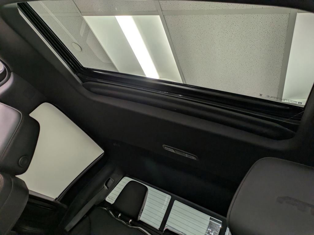 Used 2025 GMC Sierra 2500 AT4 w/ Technology Package image 22