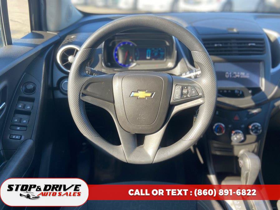 Used 2016 Chevrolet Trax LS AWD/4WD image 12