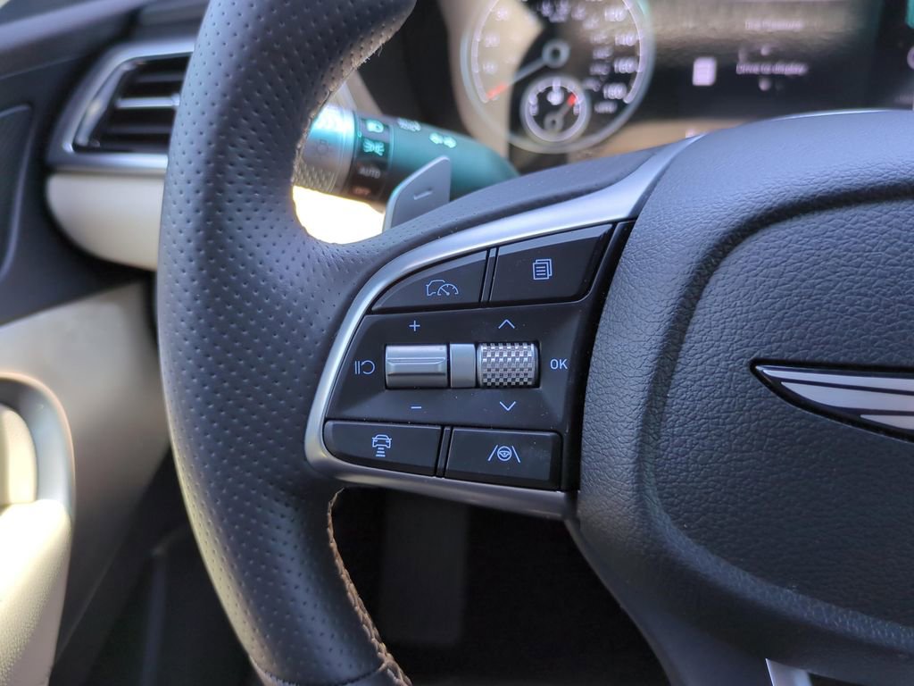 Used 2026 Genesis G70 2.5T RWD image 19