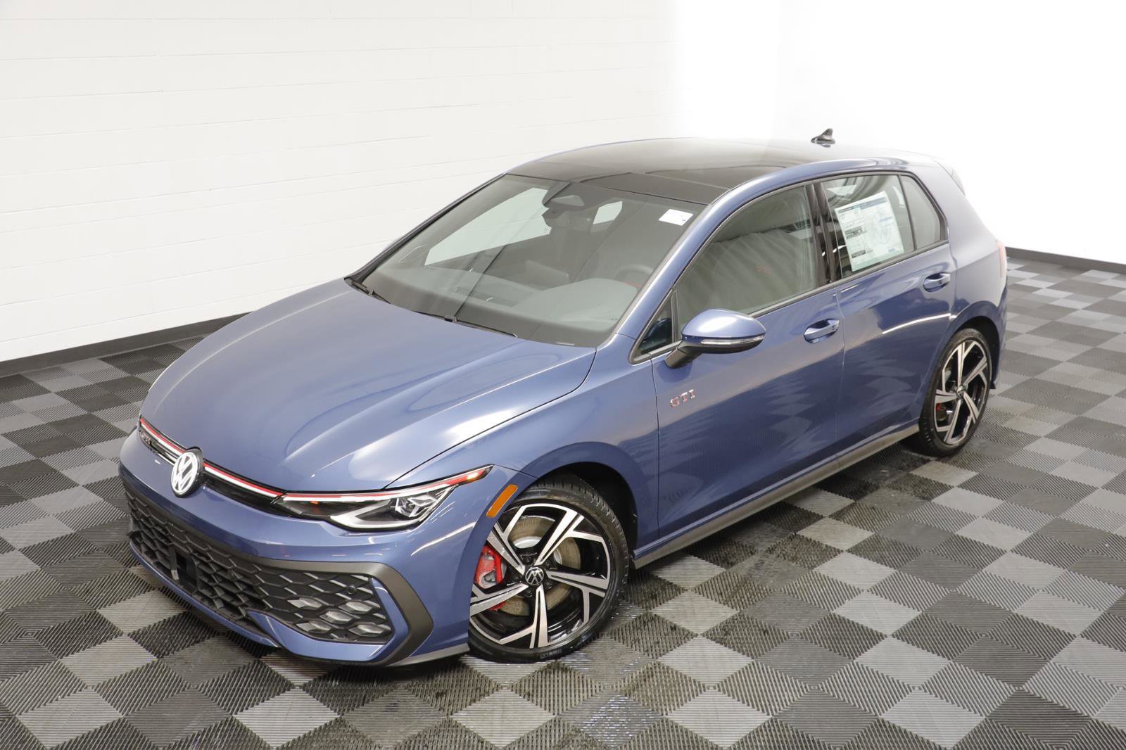 New 2026 Volkswagen Golf SE image 2