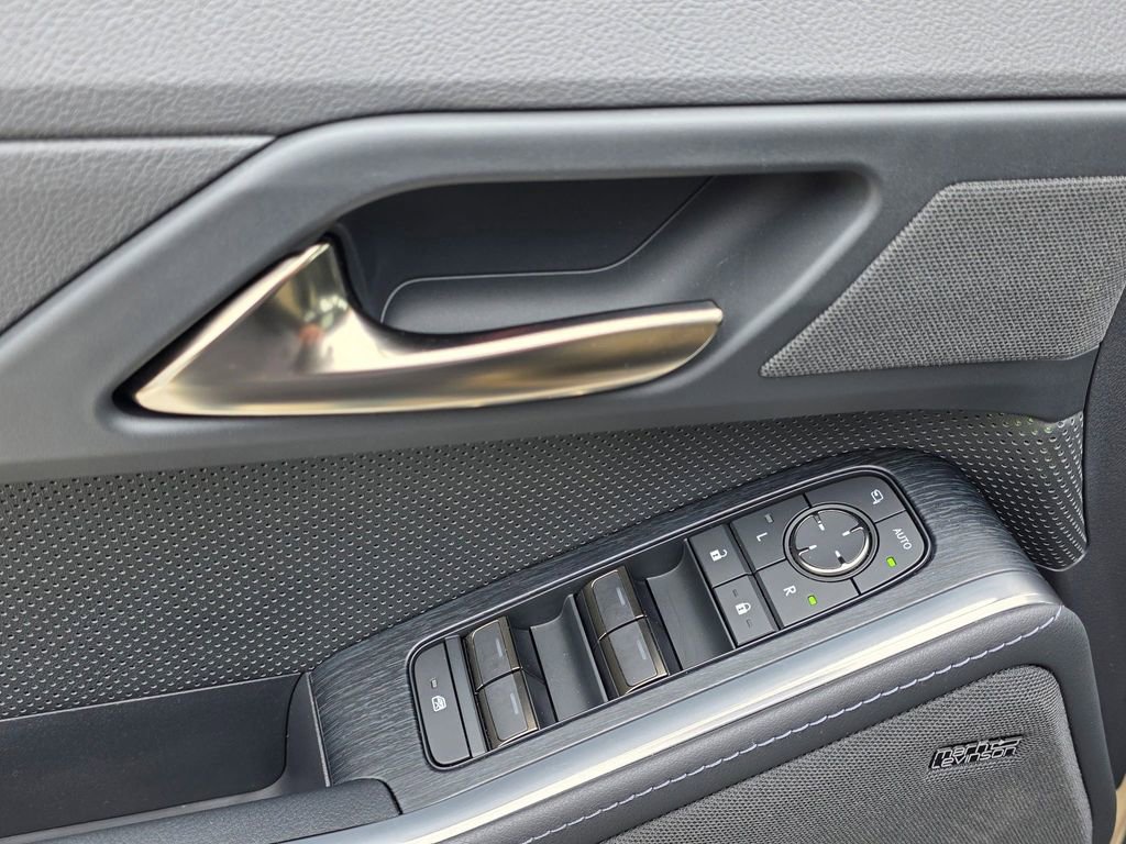 Used 2024 Lexus GX 550 image 26