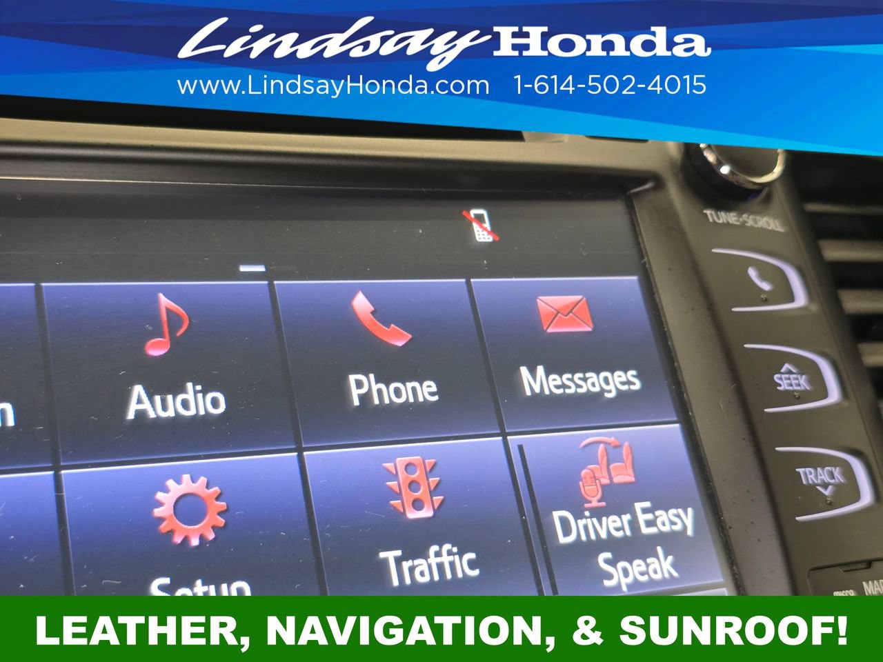 Used 2019 Toyota Highlander XLE AWD/4WD image 18