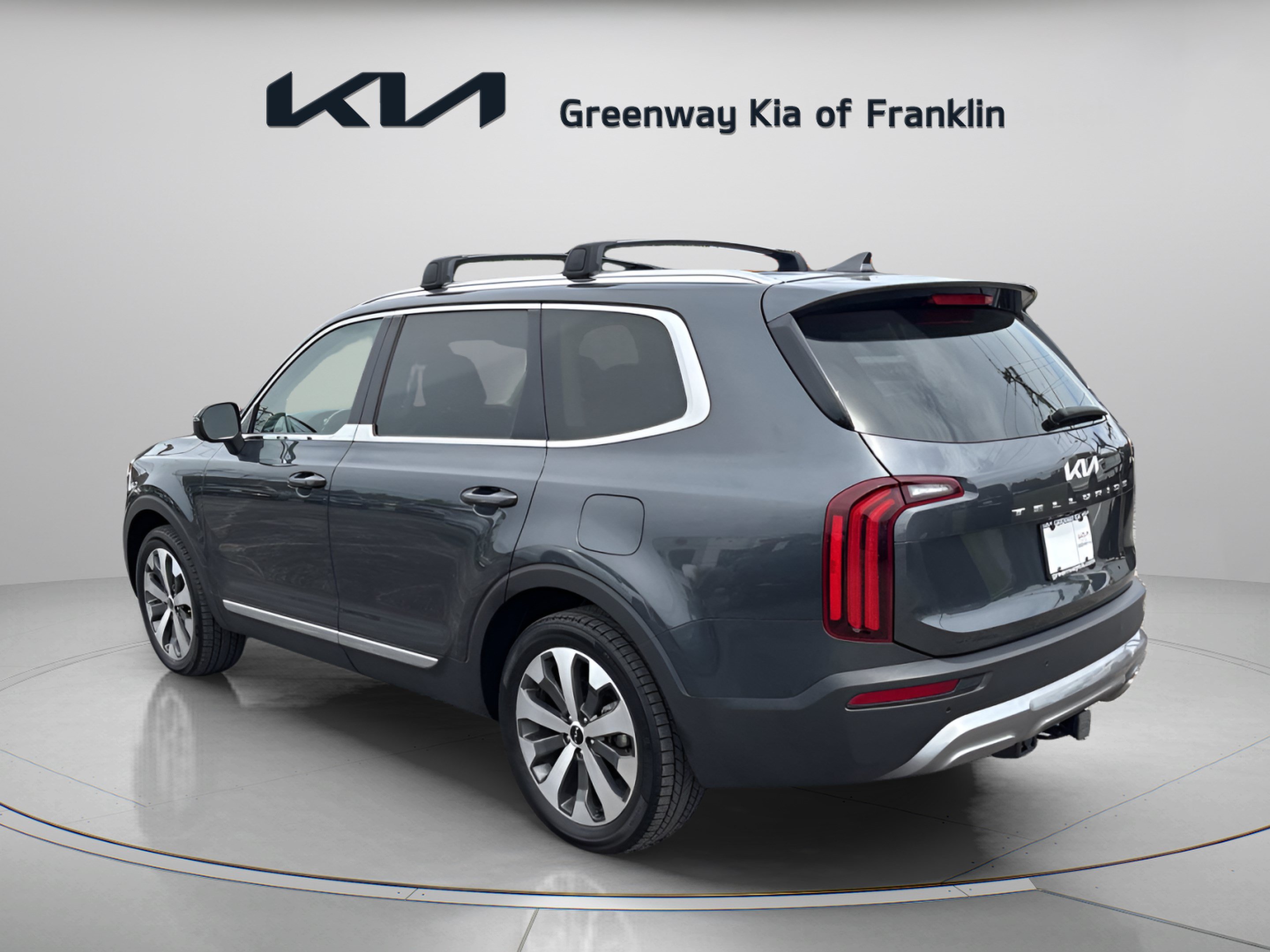 Used 2022 Kia Telluride EX w/ EX Premium Package FWD image 5