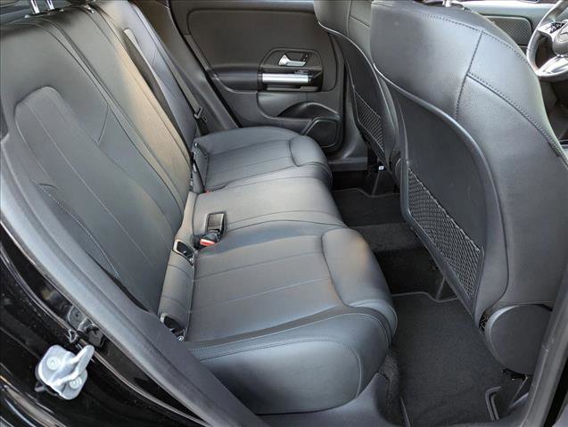 Certified 2025 Mercedes-Benz GLA 250 image 18