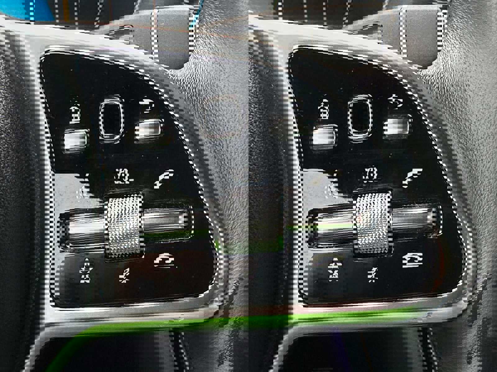 Used 2020 Mercedes-Benz C 300 4MATIC Coupe image 33