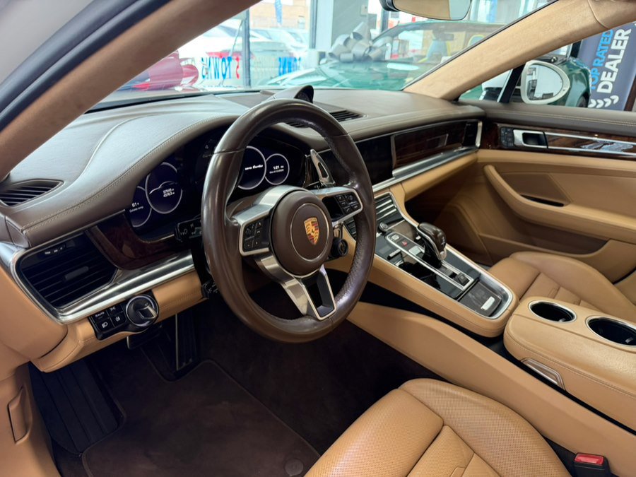 Used 2017 Porsche Panamera Turbo image 22