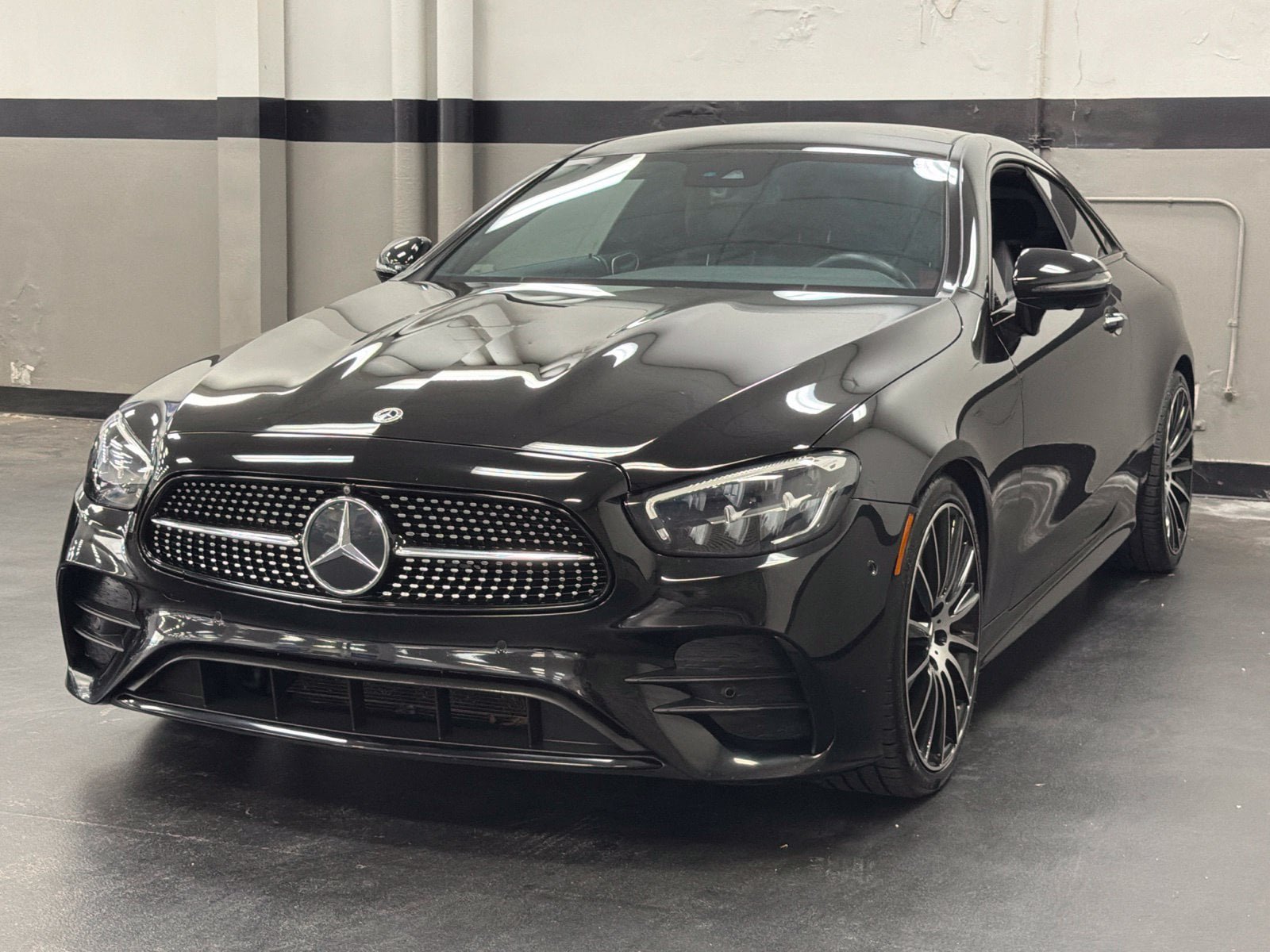 Used 2022 Mercedes-Benz E 450 Coupe image 5